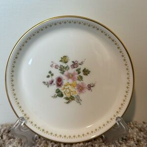 Vintage Wedgwood Mirabelle Floral Trinket Ring Dish Small 4” Bone China